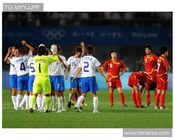 美国女子足球明星聚焦：联盟各国顶尖球员的辉煌征程与成就