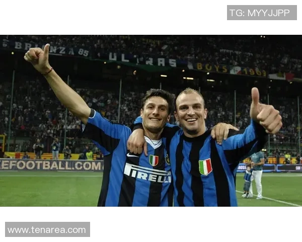 阿根廷足球传奇卡吉尼亚的成长历程与职业生涯回顾